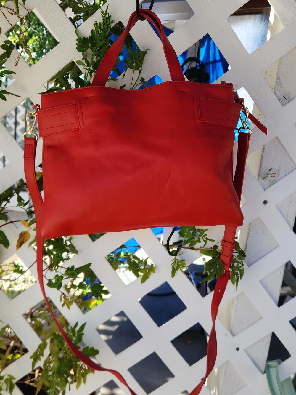 Love Moschino Red Satchel with Gold Heart-Chain - Picture 9 of 9
